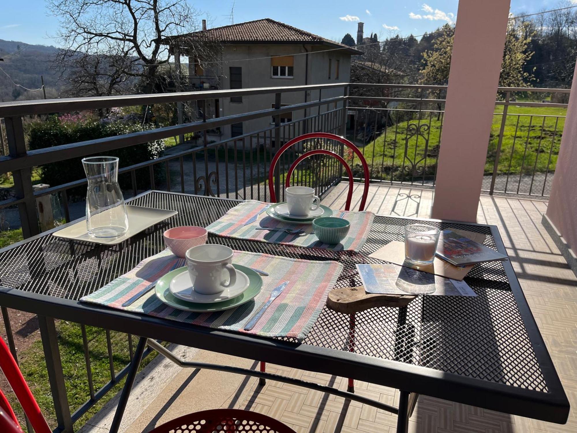 Appartamento Turistico - Via Montenudo Casalzuigno Buitenkant foto